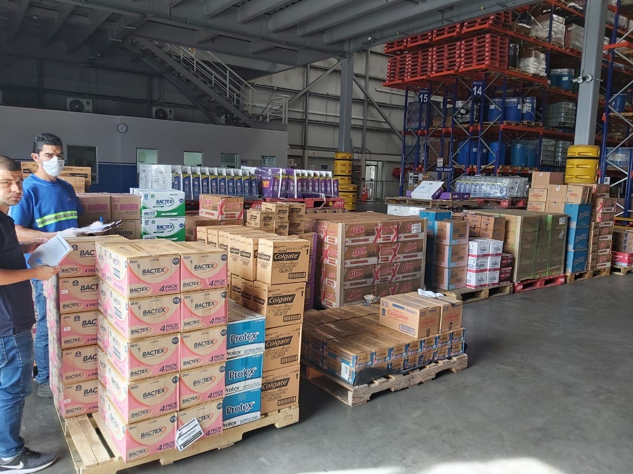 Colgate Palmolive dona 15 toneladas de producto a la CCSS, beneficiando a familias de los cantones de Puntarenas y zona sur