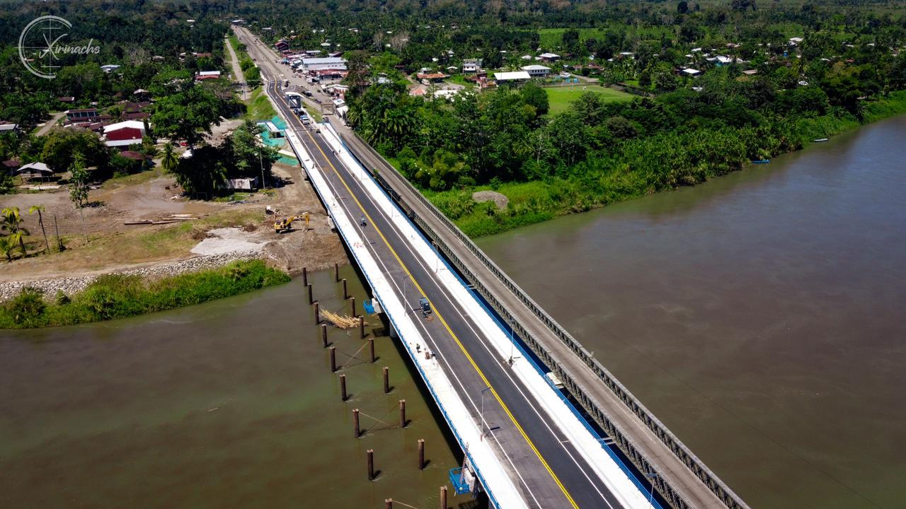 Costa Rica y Panamá inauguran nuevo puente binacional sobre río Sixaola