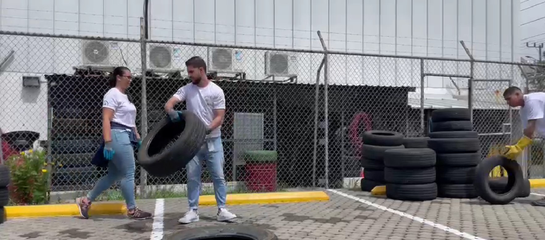 Bridgestone recolecta más de 220 toneladas de neumáticos de desecho en la región con Llantatón